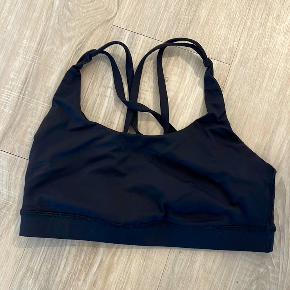 Lululemon sports bra